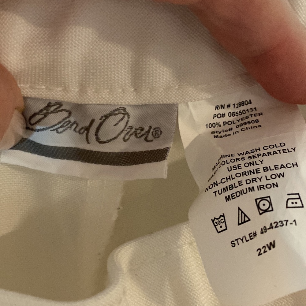 White Pants - Picture 2 of 3